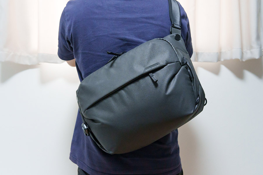 Peak Design Everyday Sling 10L V2の着用