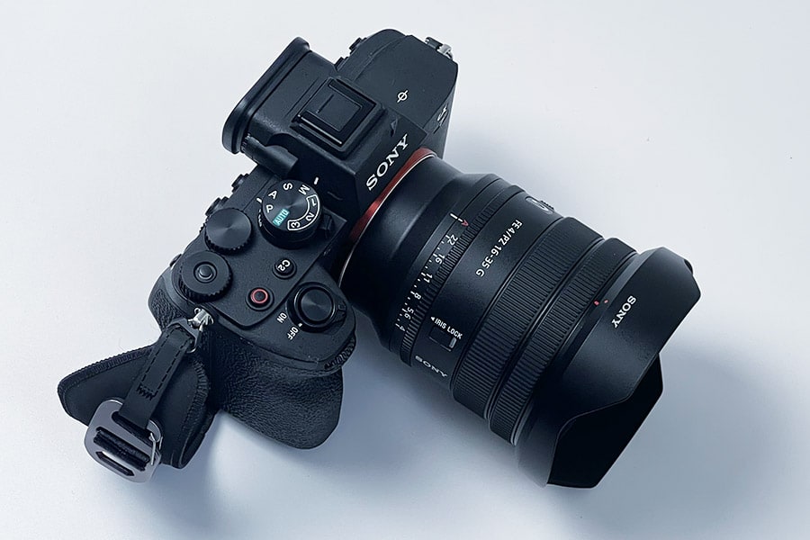 FE PZ 16-35mm F4 Gのα7IVに装着