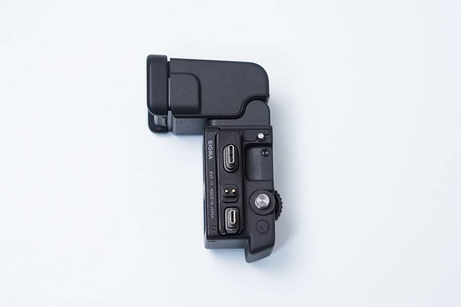 EVF-11の外観デザイン：アングルファインダー