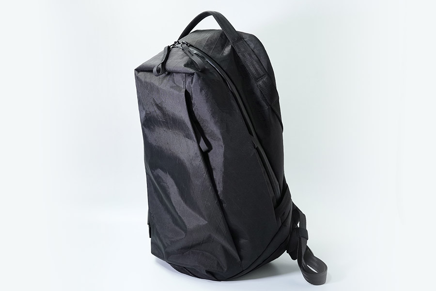 仕事にも使いやすいミニマル・シンプルなデザイン