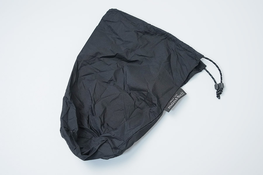 収納するポーチが付属