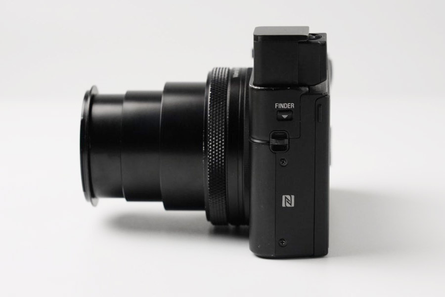 RX100M7/ファインダー展開時