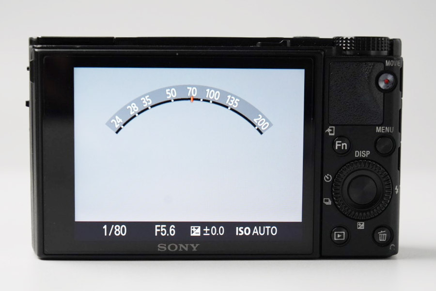 RX100M7/24mm、35mm、50mmといった焦点距離で撮影可能